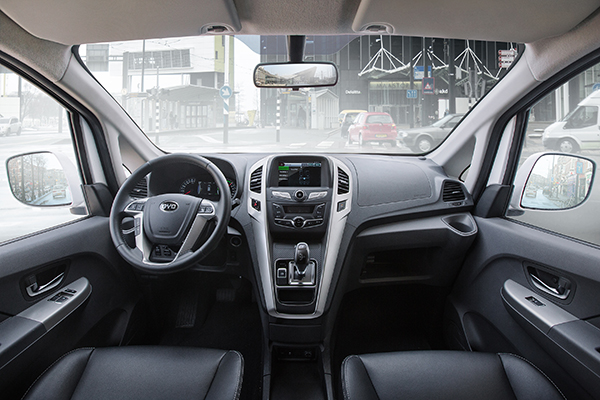5 (1) Nissan Interstar - Oplev den hos Trio Biler